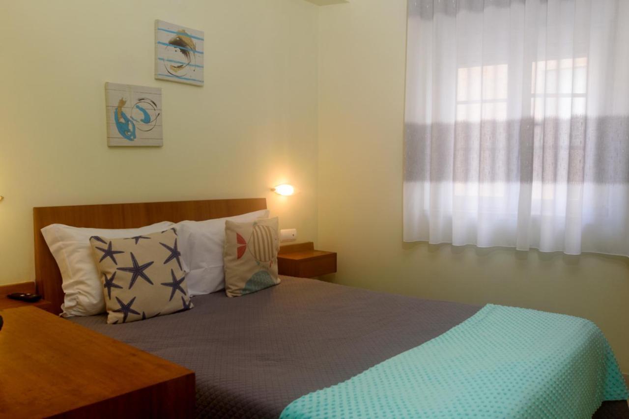 Residencial Fortunato Ericeira Bagian luar foto
